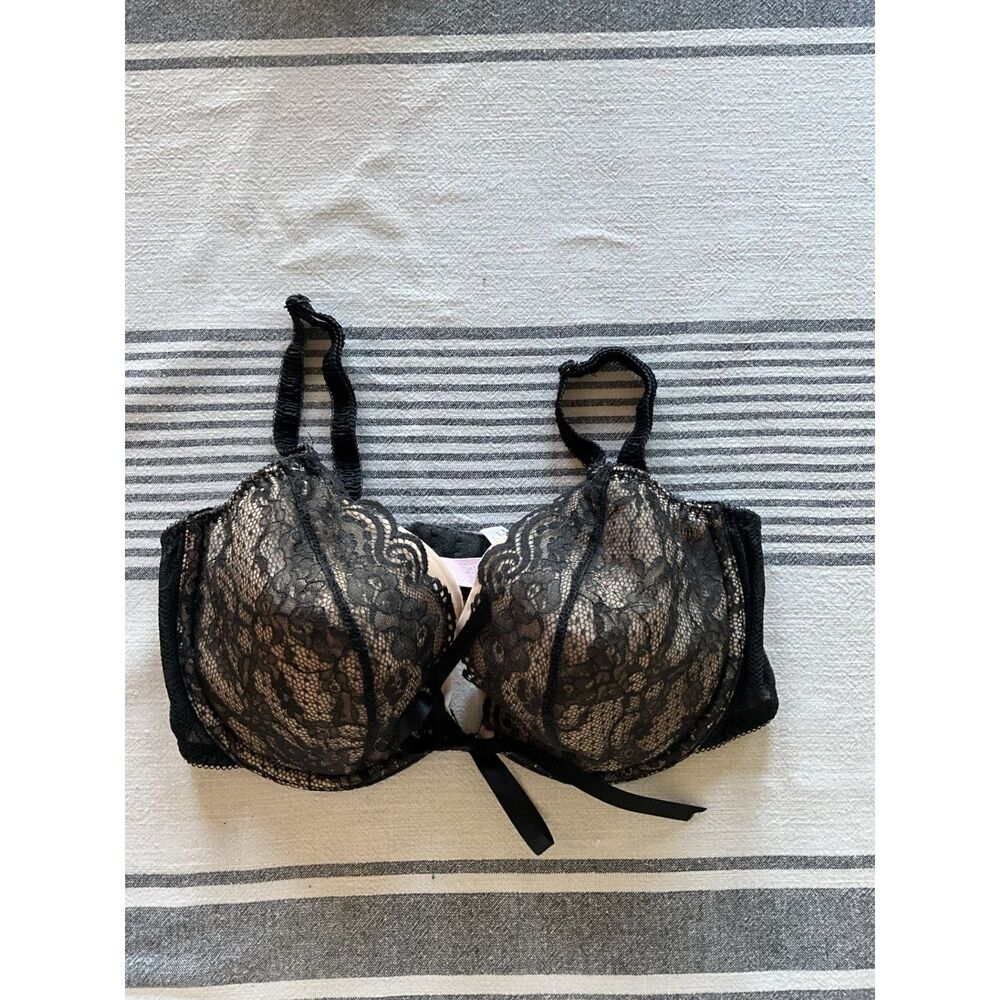 Victoria's Secret Nude and Black Lace Bra - 38D